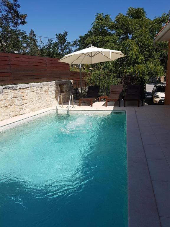 Haus Delma Villa Brajkovici  Exteriör bild