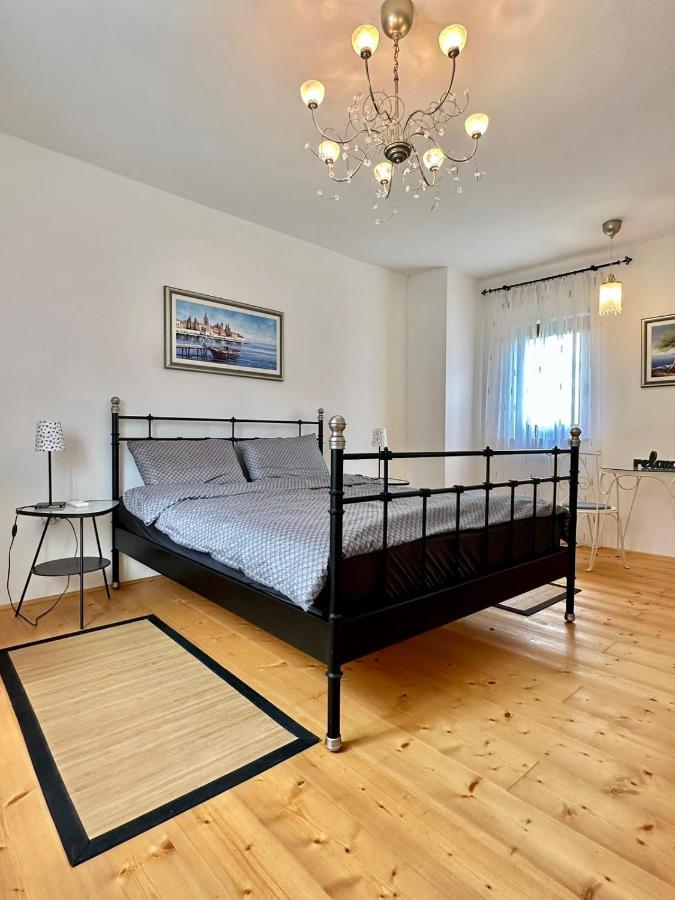 Haus Delma Villa Brajkovici  Exteriör bild
